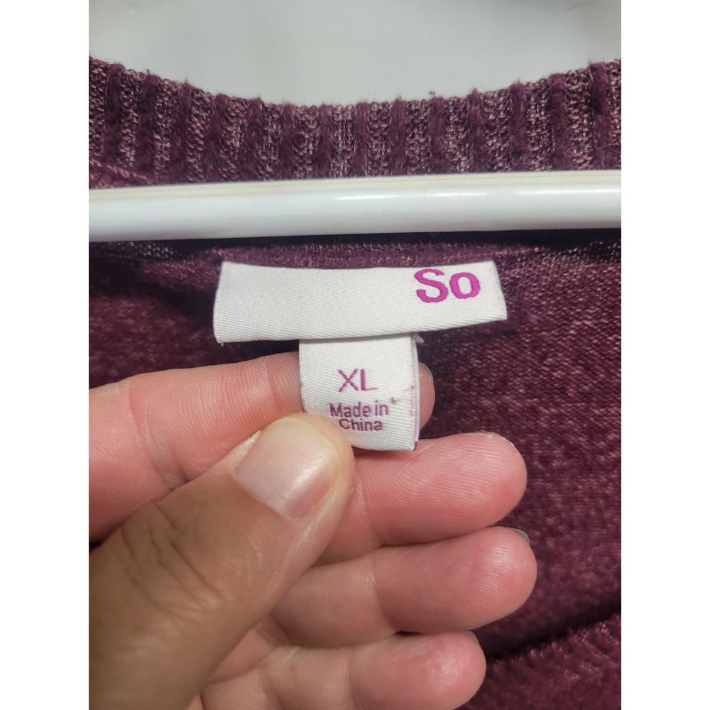 So Juniors V Neck Long Sleeve Twist Front‎ Sweater Burgundy XL - Picture 2 of 8